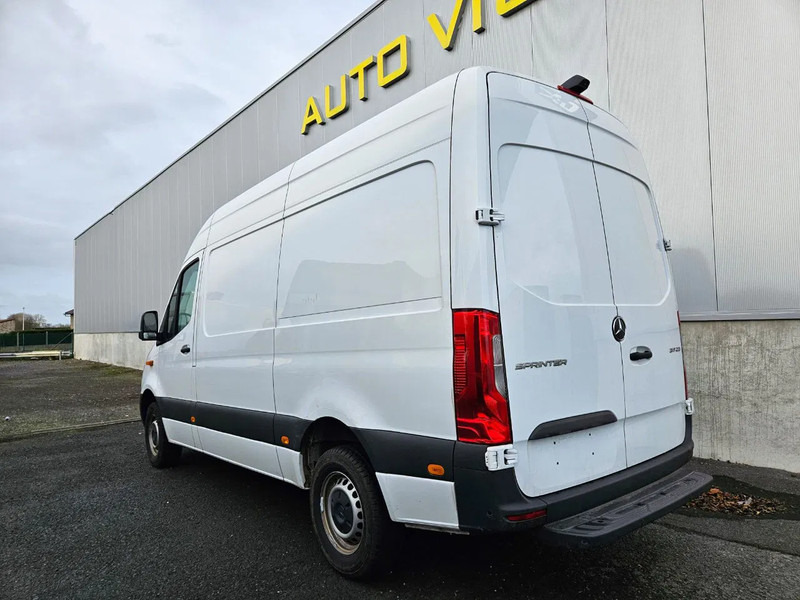 Mercedes-Benz Sprinter 317 L2H2*Achteruitrijcamera*360°camera*Zetelverwarming* - Товарен бус: снимка 2 Mercedes-Benz Sprinter 317 L2H2*Achteruitrijcamera*360°camera*Zetelverwarming* - Товарен бус: снимка 2