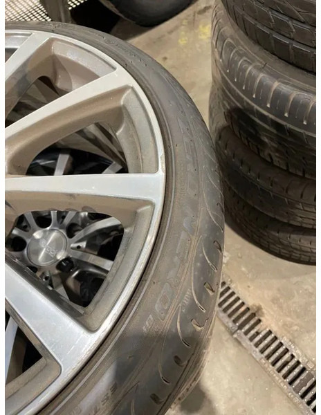Pirelli *Brock velgen met Pirelli banden *235/35 ZR19 - Гуми и джанти за Лек автомобил: снимка 3 Pirelli *Brock velgen met Pirelli banden *235/35 ZR19 - Гуми и джанти за Лек автомобил: снимка 3