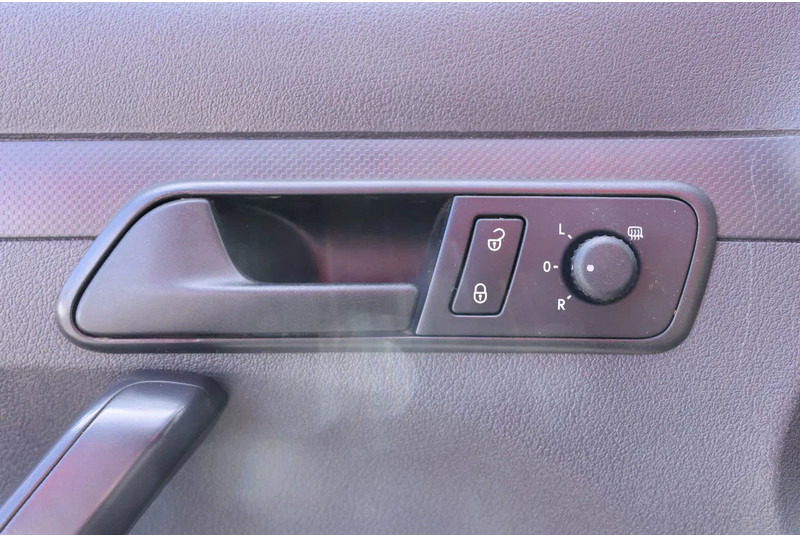 Volkswagen Caddy PARKSENSOREN-SCHUIFDEUR-AIRCO -TREKHAAK-RADIO/USB - Малък ван: снимка 5 Volkswagen Caddy PARKSENSOREN-SCHUIFDEUR-AIRCO -TREKHAAK-RADIO/USB - Малък ван: снимка 5