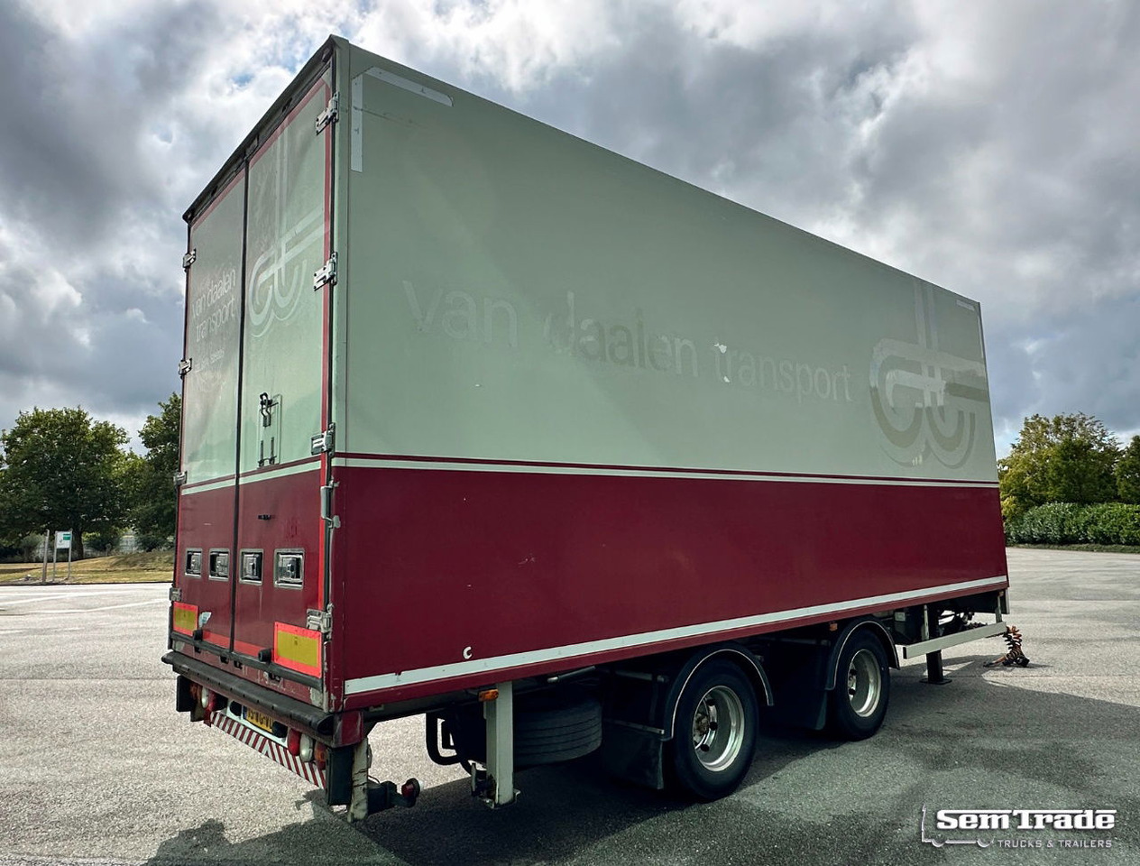Burg 2 Axle VAN Beurden Isolated BOX TRS Cooling Good Condition Holland-Trailer - Рефрижератор ремарке: снимка 4 Burg 2 Axle VAN Beurden Isolated BOX TRS Cooling Good Condition Holland-Trailer - Рефрижератор ремарке: снимка 4