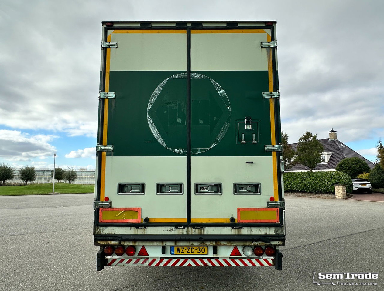 Burg VAN Beurden Isolated BOX TRS Cooling Hydrarolls 710x25x285 CM Inside NL-Trailer - Рефрижератор ремарке: снимка 4 Burg VAN Beurden Isolated BOX TRS Cooling Hydrarolls 710x25x285 CM Inside NL-Trailer - Рефрижератор ремарке: снимка 4