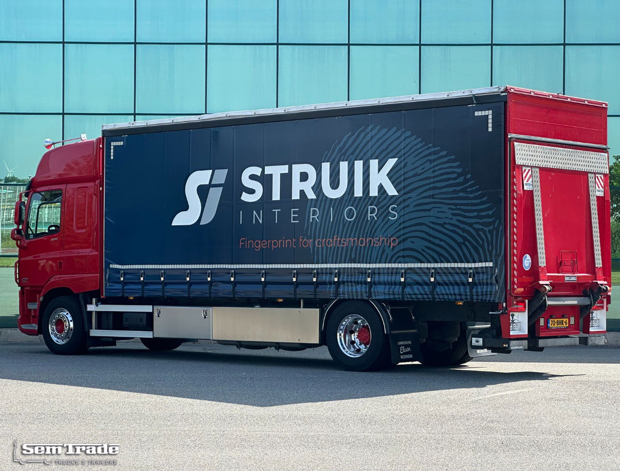 DAF CF 290 FA Space CAB Hardhouten Vloer 2500 KG Klep Nieuw Staat - Камион фургон: снимка 3 DAF CF 290 FA Space CAB Hardhouten Vloer 2500 KG Klep Nieuw Staat - Камион фургон: снимка 3
