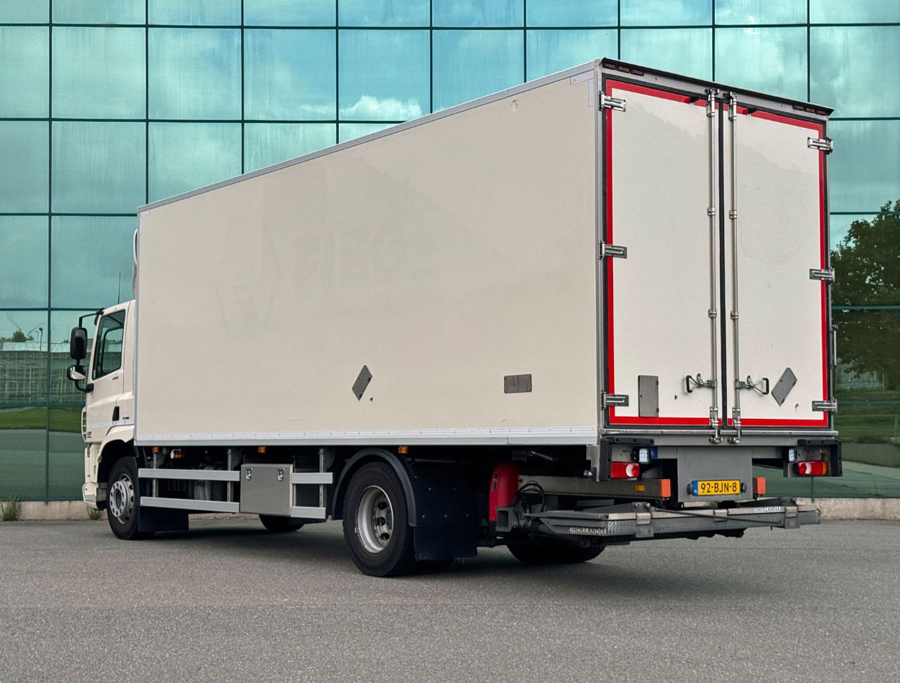 DAF CF 290 - Рефрижератор камион: снимка 2 DAF CF 290 - Рефрижератор камион: снимка 2