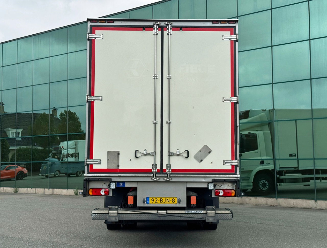 DAF CF 290 - Рефрижератор камион: снимка 3 DAF CF 290 - Рефрижератор камион: снимка 3