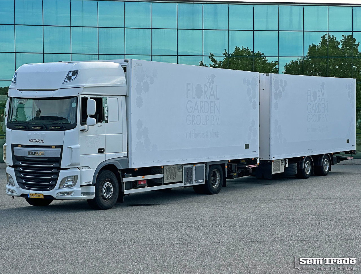 DAF XF 460 SSC Only 636.000 KM Tail Lift Cooling TOP Condition Holland-Combi - Рефрижератор камион: снимка 1 DAF XF 460 SSC Only 636.000 KM Tail Lift Cooling TOP Condition Holland-Combi - Рефрижератор камион: снимка 1