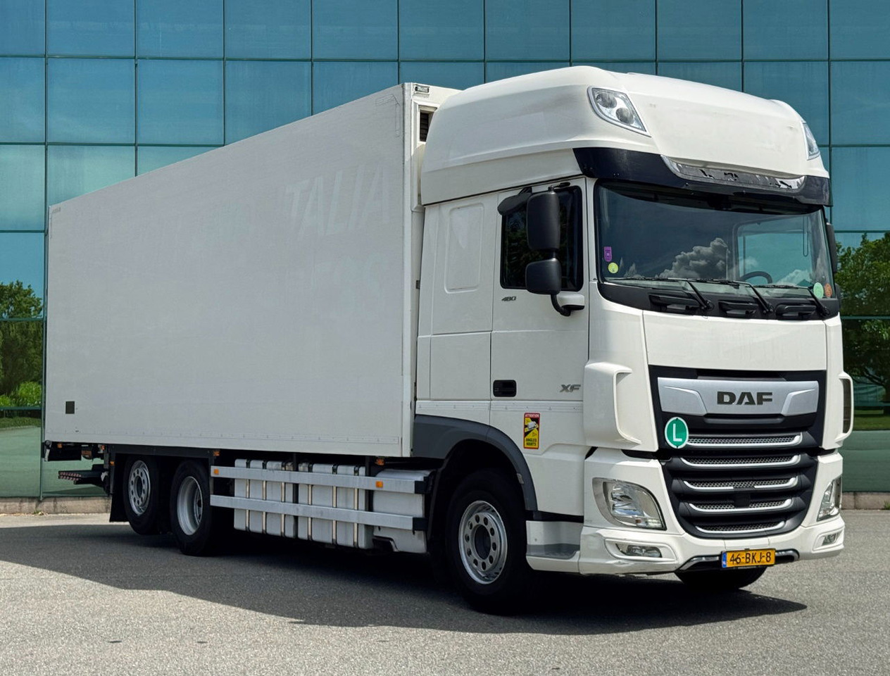 DAF XF 480 FAR SSC 6X2 Carrier TRS Iceland Lift 815 x 250 x 274 CM Inside TOP Co - Рефрижератор камион: снимка 5 DAF XF 480 FAR SSC 6X2 Carrier TRS Iceland Lift 815 x 250 x 274 CM Inside TOP Co - Рефрижератор камион: снимка 5