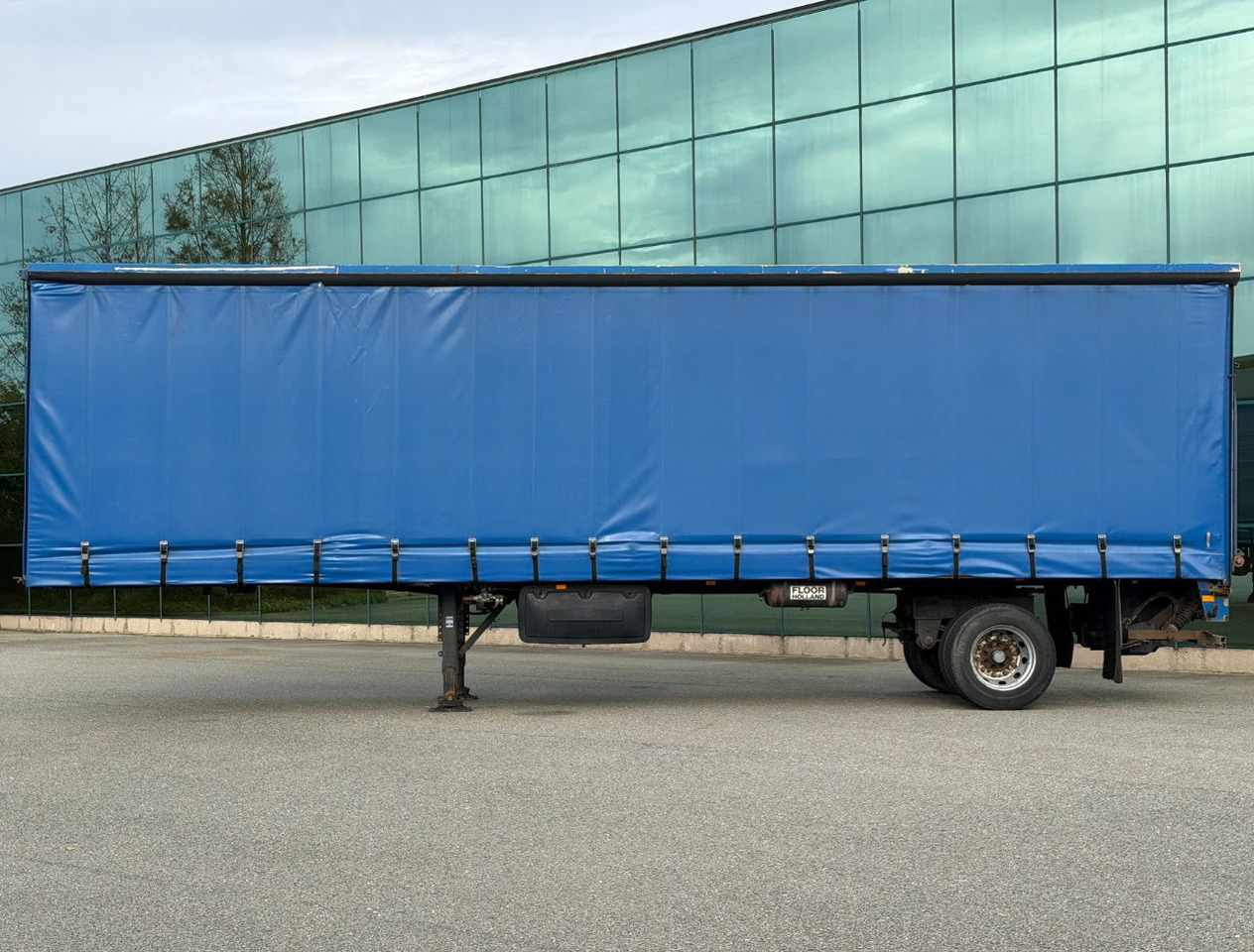 Floor FL0-12-102 City Trailer Tail Lift Good Condition Holland-Trailer - Брезентово полуремарке: снимка 2 Floor FL0-12-102 City Trailer Tail Lift Good Condition Holland-Trailer - Брезентово полуремарке: снимка 2