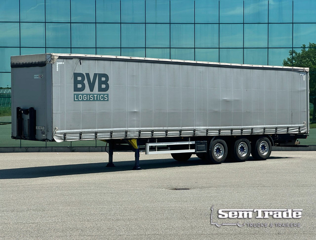 Kögel SN24 Edscha SAF Axles Disc Brakes Lift Axle TOP Condition NL Trailer - Брезентово полуремарке: снимка 1 Kögel SN24 Edscha SAF Axles Disc Brakes Lift Axle TOP Condition NL Trailer - Брезентово полуремарке: снимка 1