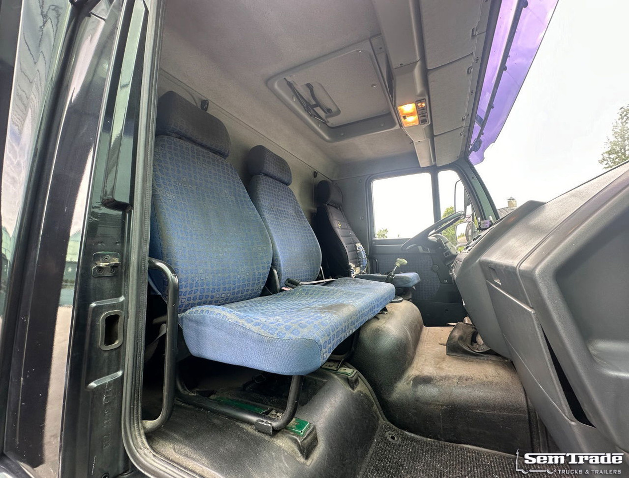 Камион фургон MAN LE 220C Euro 3 Isolated BOX + BOX Heater 740 x 240 x 295 CM Inside Holland Truck: снимка 13