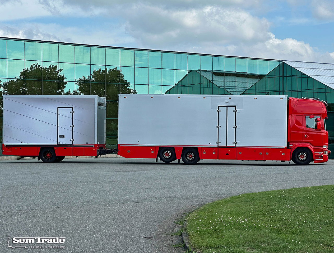 Scania R580 V8 Retarder 2X Thermo King Theo Mulder Isolated Boxes Super Condition NL-Combi - Рефрижератор камион: снимка 5 Scania R580 V8 Retarder 2X Thermo King Theo Mulder Isolated Boxes Super Condition NL-Combi - Рефрижератор камион: снимка 5