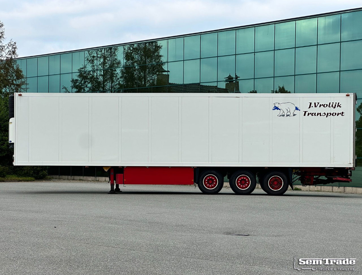 Schmitz Cargobull SKO 24 Carrier Maxima 1300 Flower Wide 2X Lift Axle - Рефрижератор полуремарке: снимка 2 Schmitz Cargobull SKO 24 Carrier Maxima 1300 Flower Wide 2X Lift Axle - Рефрижератор полуремарке: снимка 2