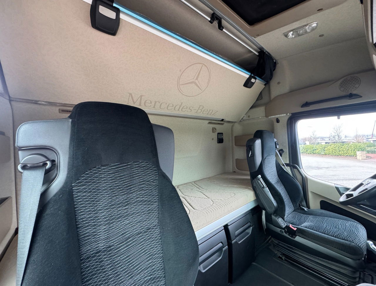 Влекач Mercedes-Benz Actros 1945 382.000 KM NEW TUV APK PTO + Hydraulics TOP Condition: снимка 11