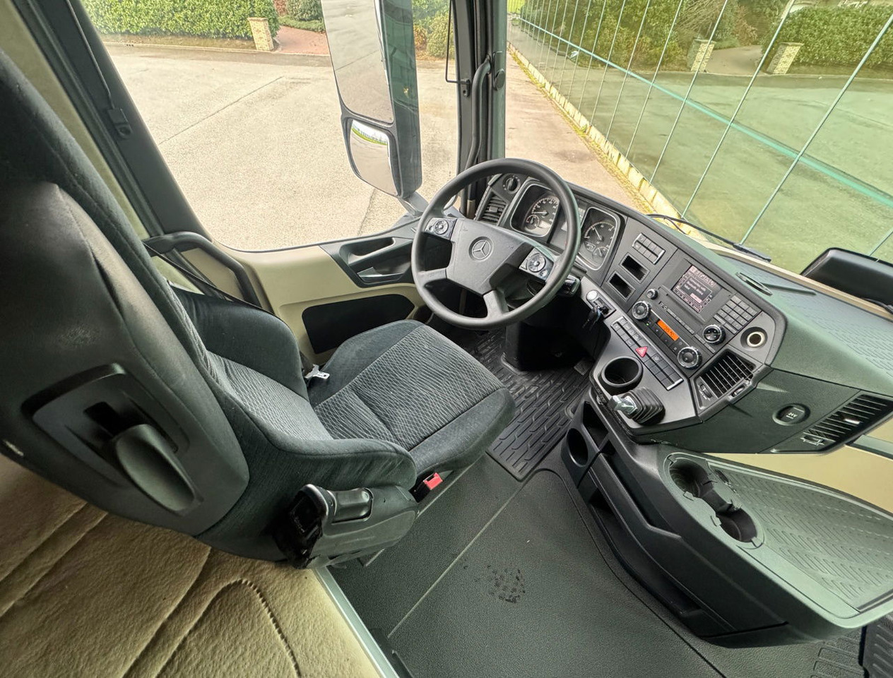 Влекач Mercedes-Benz Actros 1945 382.000 KM NEW TUV APK PTO + Hydraulics TOP Condition: снимка 8
