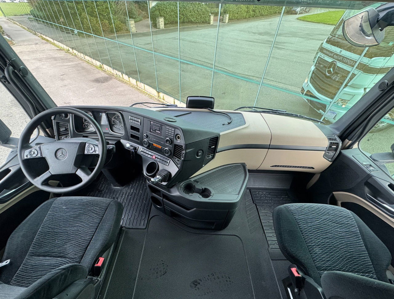 Влекач Mercedes-Benz Actros 1945 382.000 KM NEW TUV APK PTO + Hydraulics TOP Condition: снимка 9