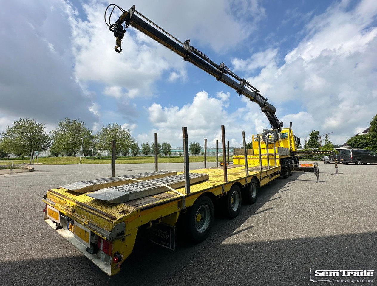Volvo FH 12.460 Manual Gear 6X2 Euro 3 Only 493.000 KM Hiab 350 - 5 With Nootebo - Влекач: снимка 5 Volvo FH 12.460 Manual Gear 6X2 Euro 3 Only 493.000 KM Hiab 350 - 5 With Nootebo - Влекач: снимка 5