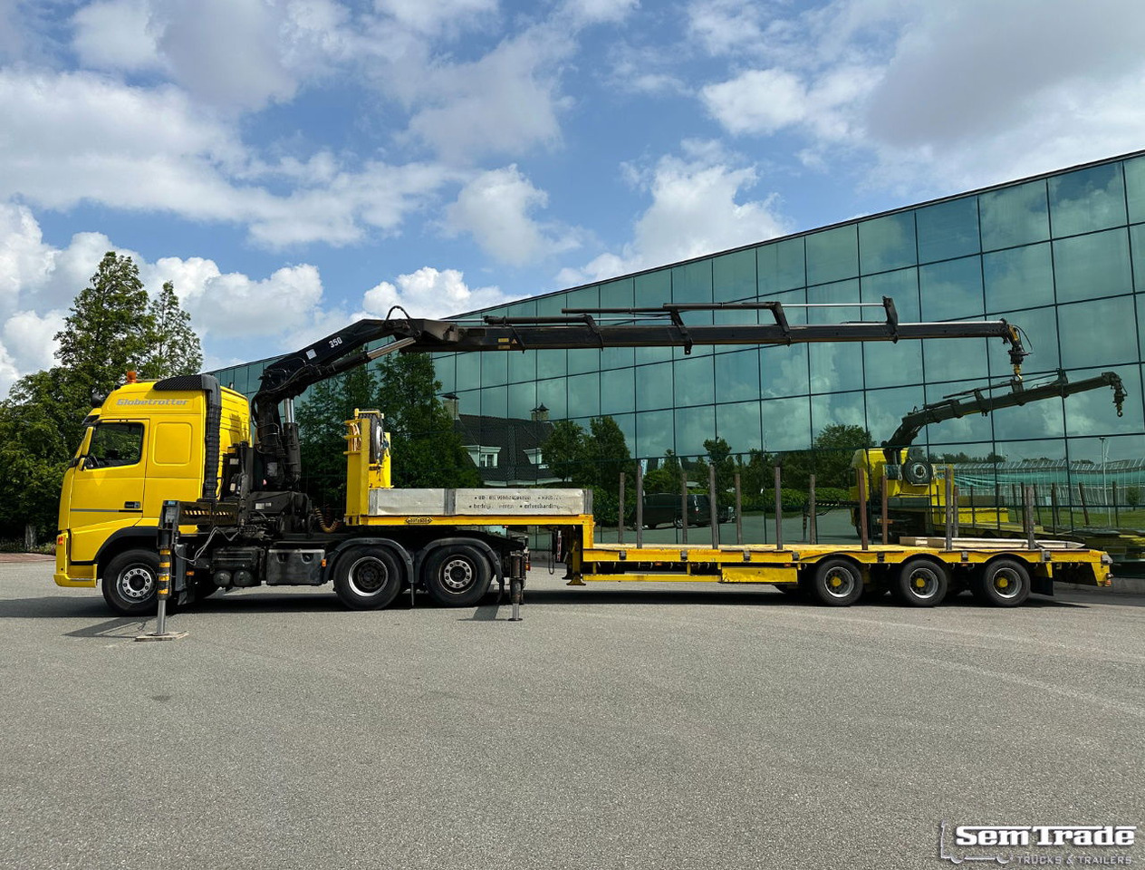 Volvo FH 12.460 Manual Gear 6X2 Euro 3 Only 493.000 KM Hiab 350 - 5 With Nootebo - Влекач: снимка 2 Volvo FH 12.460 Manual Gear 6X2 Euro 3 Only 493.000 KM Hiab 350 - 5 With Nootebo - Влекач: снимка 2