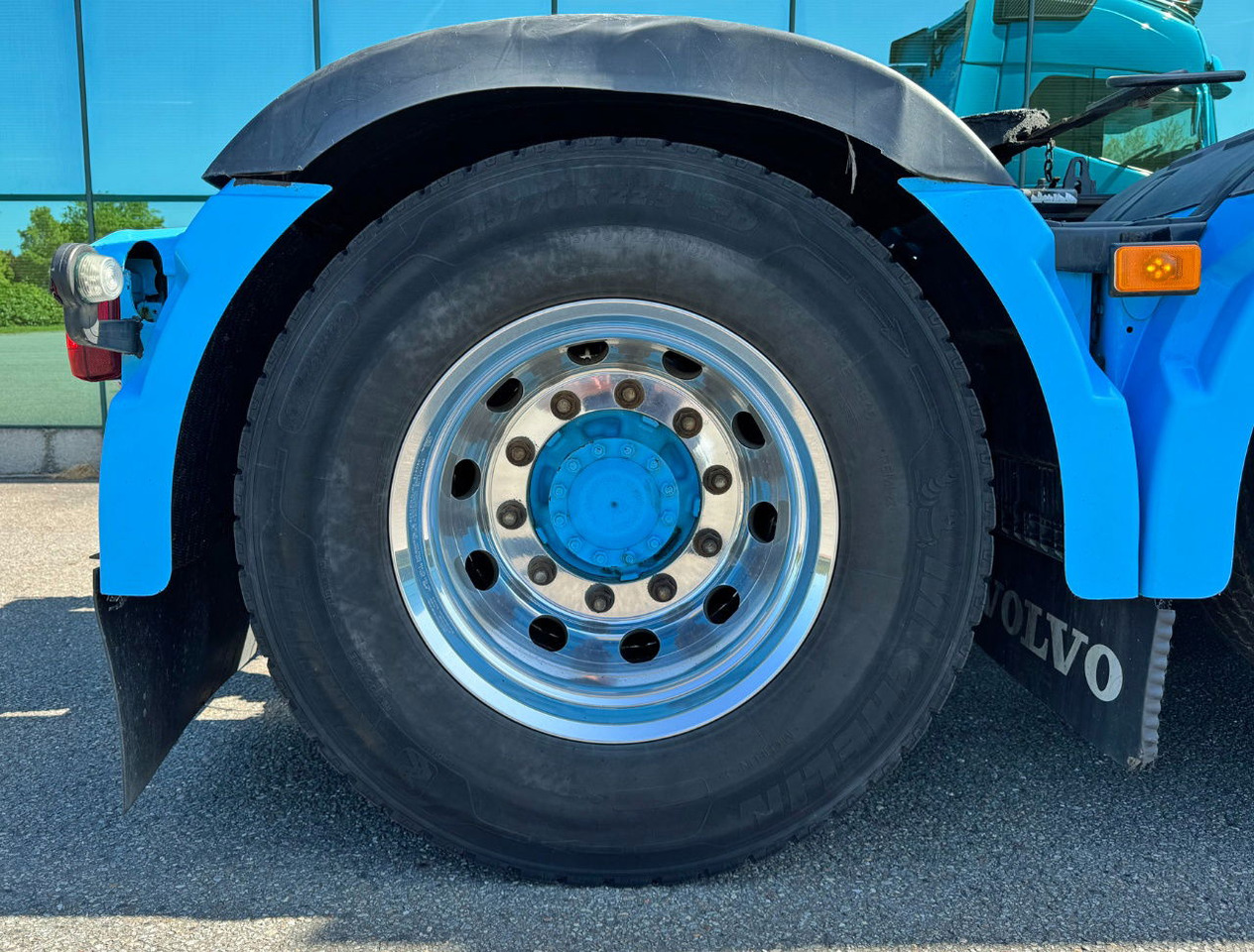 Влекач Volvo FH 500 6X2 Full AIR 671.000 KM 2x Tanks TOP Condition NL Truck: снимка 22