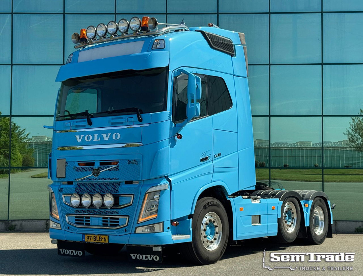 Volvo FH 500 6X2 Globetrotter 2x Tanks 672.000 KM TOP Condition NL Truck - Влекач: снимка 1 Volvo FH 500 6X2 Globetrotter 2x Tanks 672.000 KM TOP Condition NL Truck - Влекач: снимка 1
