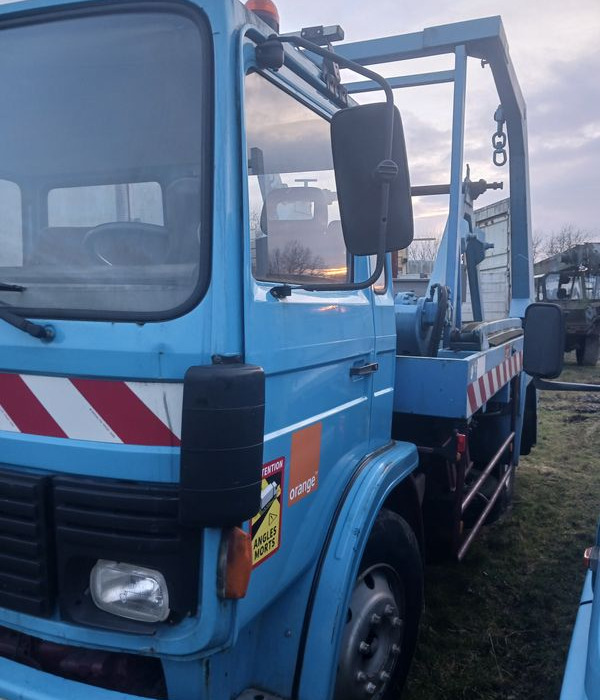 Camion Porte tourets Renault ,Iveco ,etc - Мултилифт за контейнери камион: снимка 4 Camion Porte tourets Renault ,Iveco ,etc - Мултилифт за контейнери камион: снимка 4