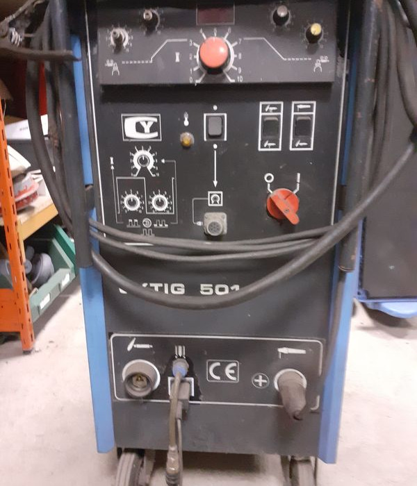 Materiel d' atelier Pour metal , bois, etc - Оборудване за гаражи/ Работилници: снимка 1 Materiel d' atelier Pour metal , bois, etc - Оборудване за гаражи/ Работилници: снимка 1