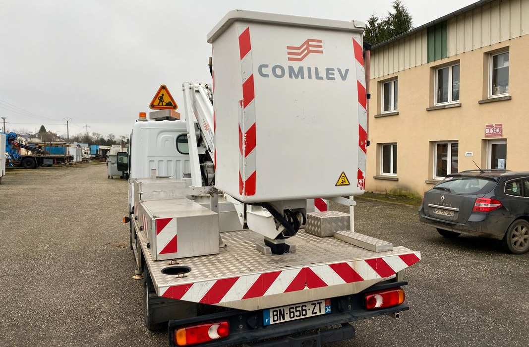 Nacelles sur VL et PL - Автовишка: снимка 4 Nacelles sur VL et PL - Автовишка: снимка 4
