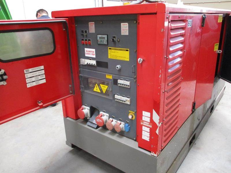 Atlas-Copco QAS 60 - Електрогенератор: снимка 2 Atlas-Copco QAS 60 - Електрогенератор: снимка 2
