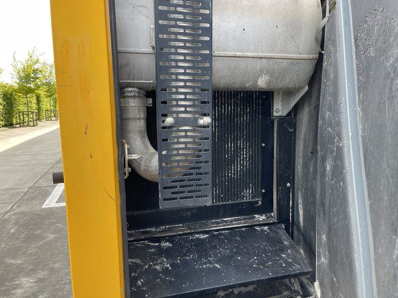 Електрогенератор SDMO R 110 C 3: снимка 19 Електрогенератор SDMO R 110 C 3: снимка 19