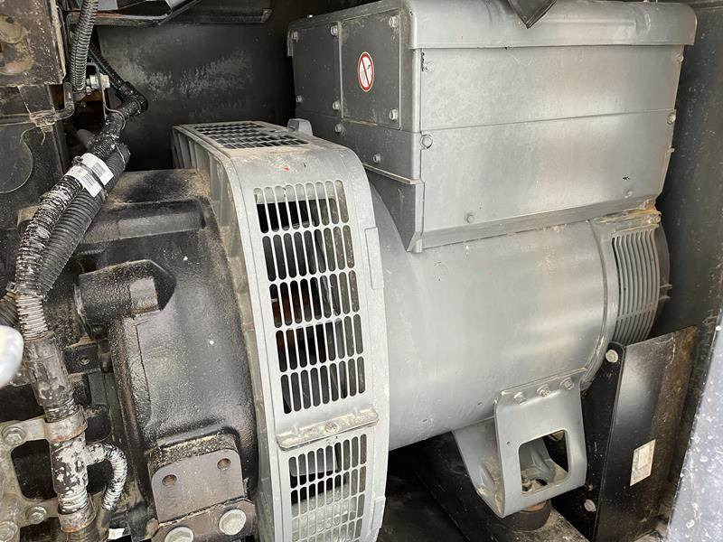 Електрогенератор SDMO R 110 C 3: снимка 16