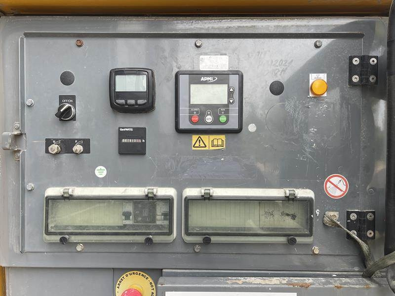Електрогенератор SDMO R 110 C 3: снимка 8 Електрогенератор SDMO R 110 C 3: снимка 8