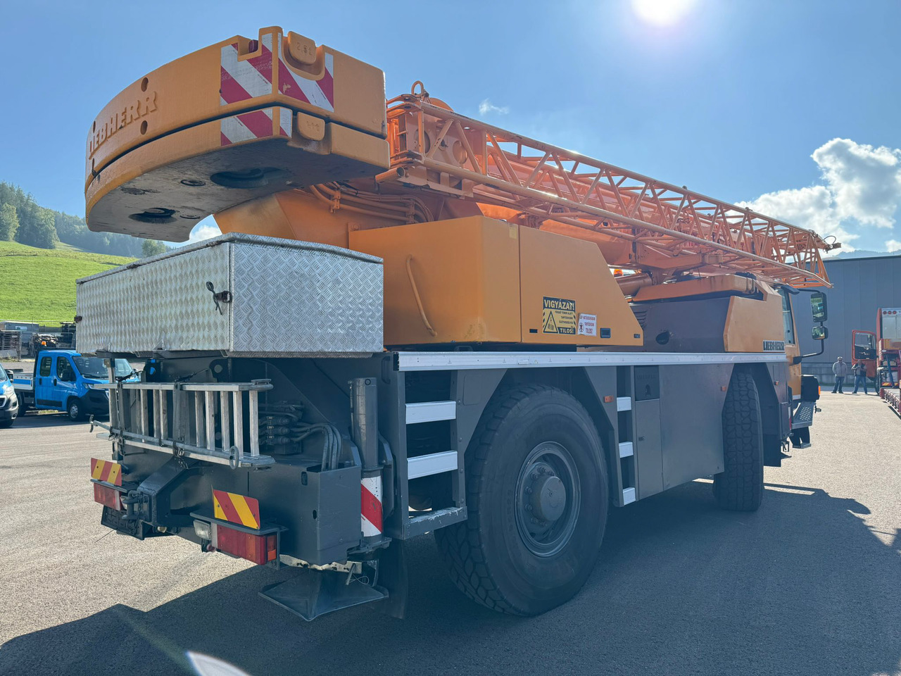 LIEBHERR LTM 1030/2 - Автокран: снимка 2 LIEBHERR LTM 1030/2 - Автокран: снимка 2