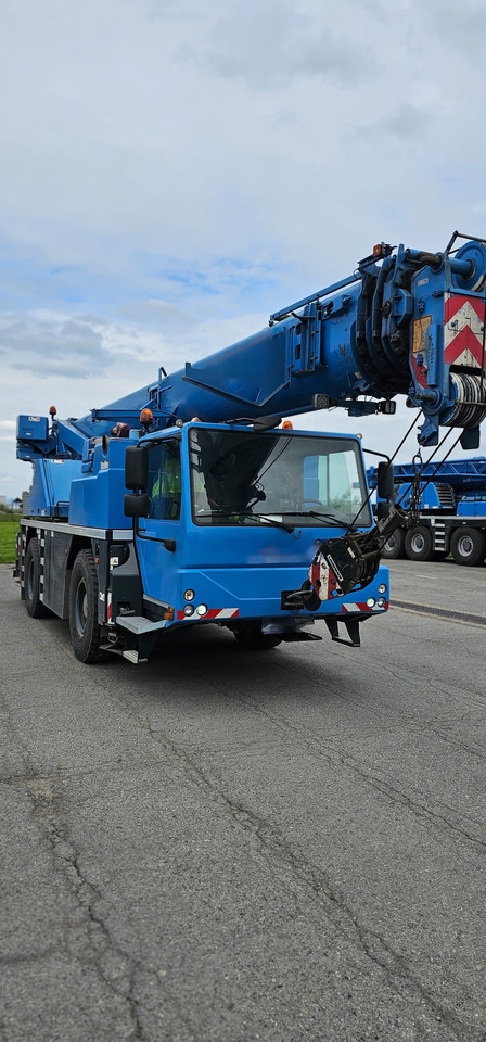 LIEBHERR LTM 1040-2.1 - Автокран: снимка 4 LIEBHERR LTM 1040-2.1 - Автокран: снимка 4