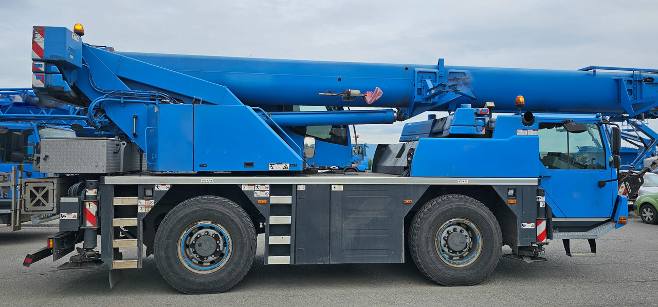 LIEBHERR LTM 1040-2.1 - Автокран: снимка 2 LIEBHERR LTM 1040-2.1 - Автокран: снимка 2