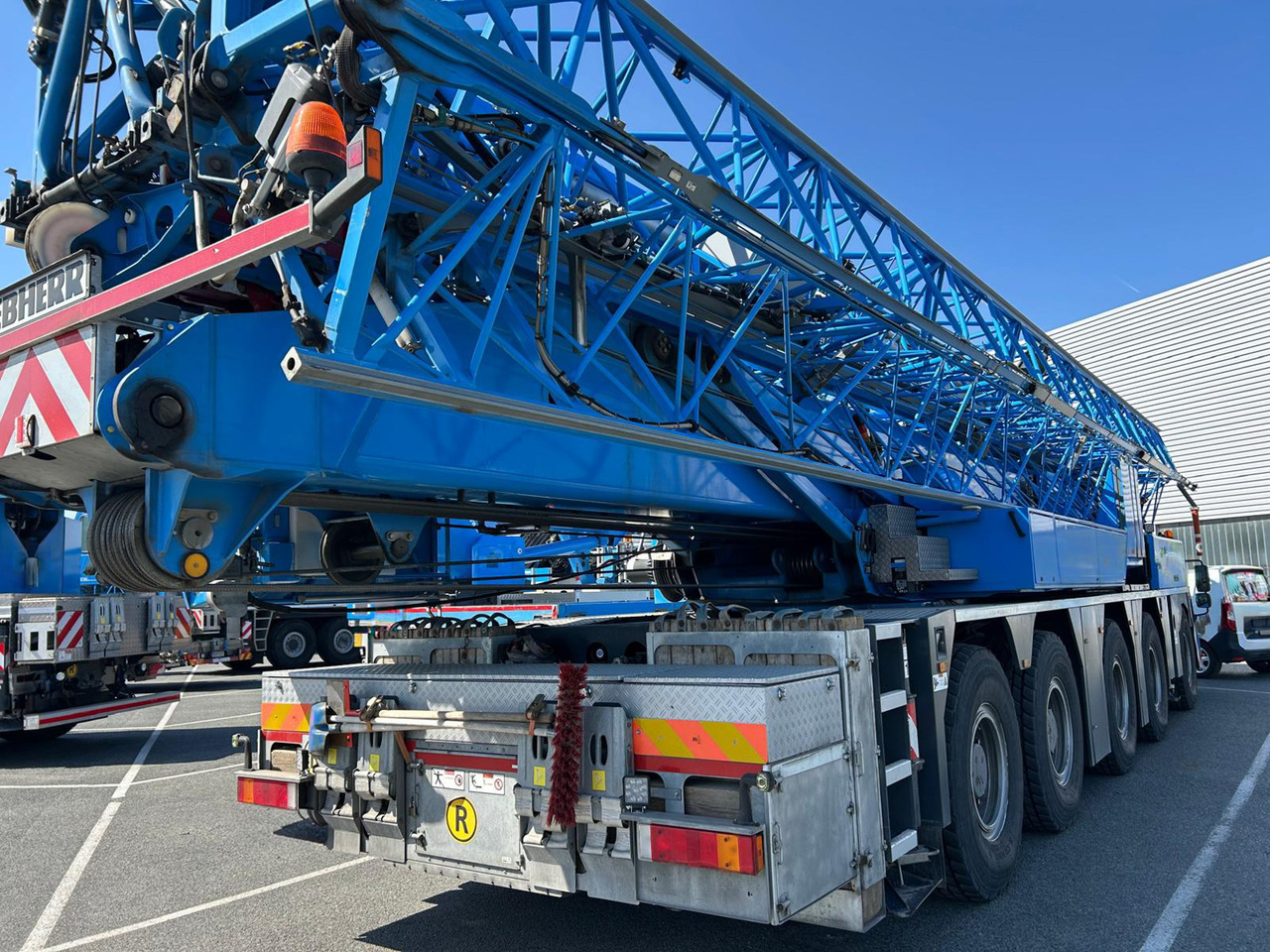 LIEBHERR MK 140 Plus - Автокран: снимка 3 LIEBHERR MK 140 Plus - Автокран: снимка 3