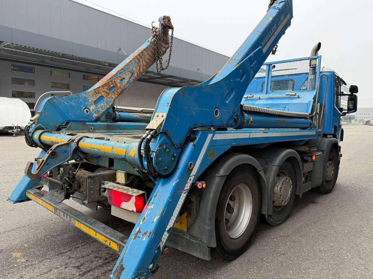 SCANIA P450 6x2 + AK16N TC - Мултилифт за контейнери камион: снимка 4 SCANIA P450 6x2 + AK16N TC - Мултилифт за контейнери камион: снимка 4