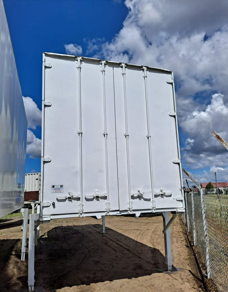 Inny KONTENER płaski 7,45 - Каросерия - фургон: снимка 2 Inny KONTENER płaski 7,45 - Каросерия - фургон: снимка 2