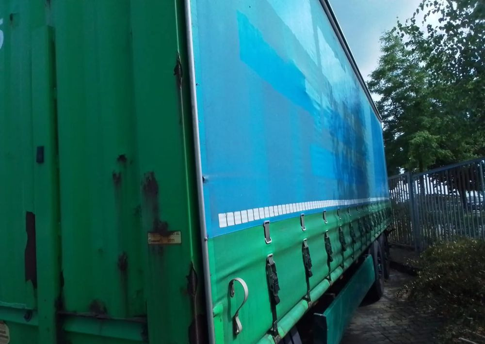 Krone Przyczepa 3 osie Firanka - Брезентово ремарке: снимка 3 Krone Przyczepa 3 osie Firanka - Брезентово ремарке: снимка 3