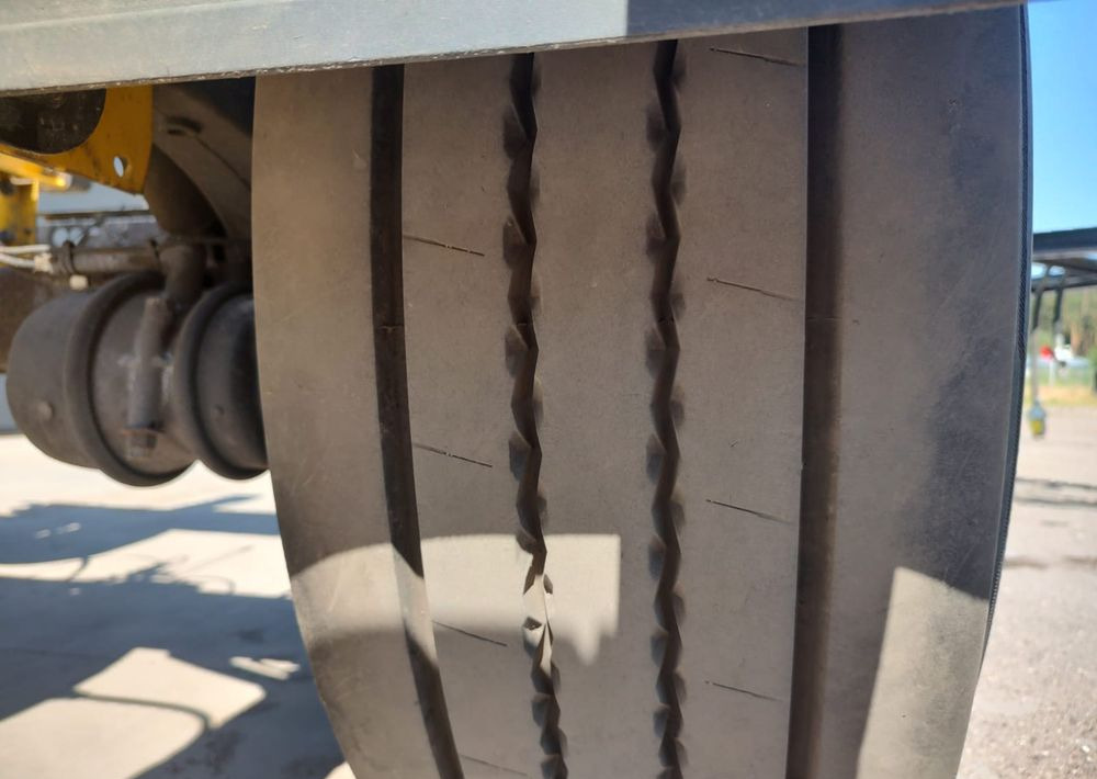 Krone Przyczepa BDF Krone - Контейнеровоз/ Сменна каросерия ремарке: снимка 4 Krone Przyczepa BDF Krone - Контейнеровоз/ Сменна каросерия ремарке: снимка 4