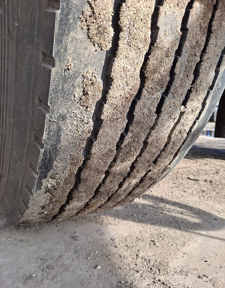 Krone Przyczepa KRONE Budowlanka - Бордово ремарке/ Платформа: снимка 5 Krone Przyczepa KRONE Budowlanka - Бордово ремарке/ Платформа: снимка 5