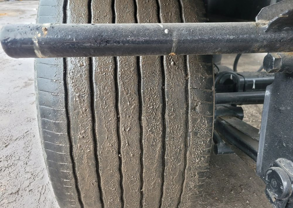 Krone Przyczepa wywrotka 3 osie wywrot - Самосвал ремарке: снимка 4 Krone Przyczepa wywrotka 3 osie wywrot - Самосвал ремарке: снимка 4