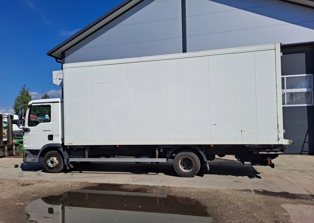 MAN TGL 12.220 Chłodnia agregat WKD-II SR - Рефрижератор камион: снимка 1 MAN TGL 12.220 Chłodnia agregat WKD-II SR - Рефрижератор камион: снимка 1