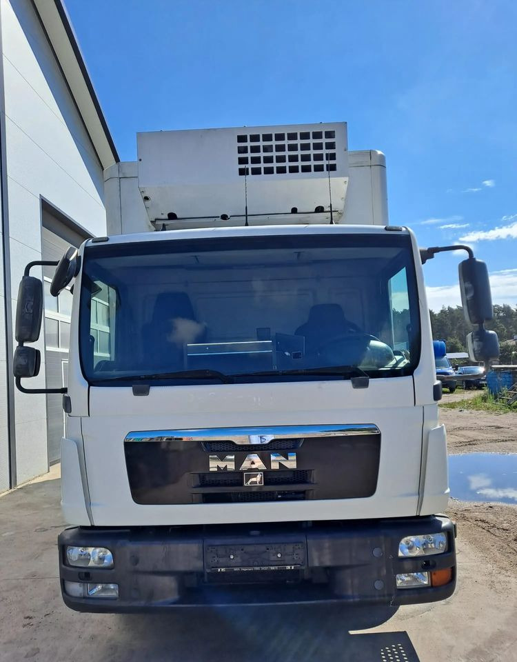 MAN TGL 12.220 Chłodnia agregat WKD-II SR - Рефрижератор камион: снимка 4 MAN TGL 12.220 Chłodnia agregat WKD-II SR - Рефрижератор камион: снимка 4