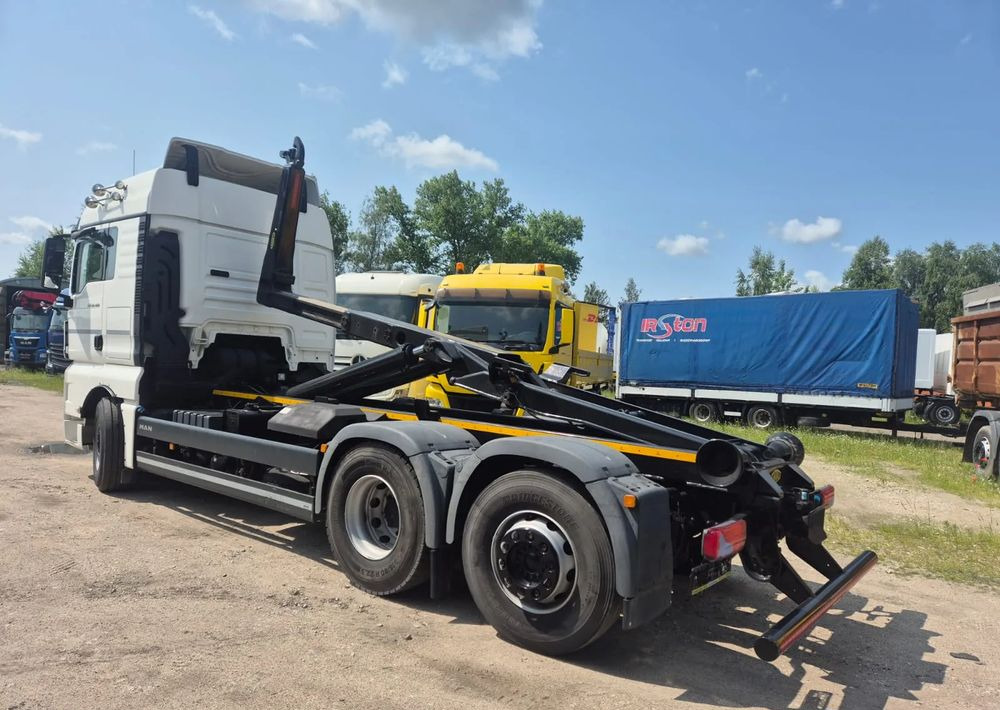 MAN TGX 26-460 oś skrętna Hakowiec - Мултилифт с кука камион: снимка 1 MAN TGX 26-460 oś skrętna Hakowiec - Мултилифт с кука камион: снимка 1