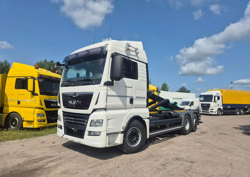 MAN TGX 26-460 oś skrętna Hakowiec - Мултилифт с кука камион: снимка 4 MAN TGX 26-460 oś skrętna Hakowiec - Мултилифт с кука камион: снимка 4