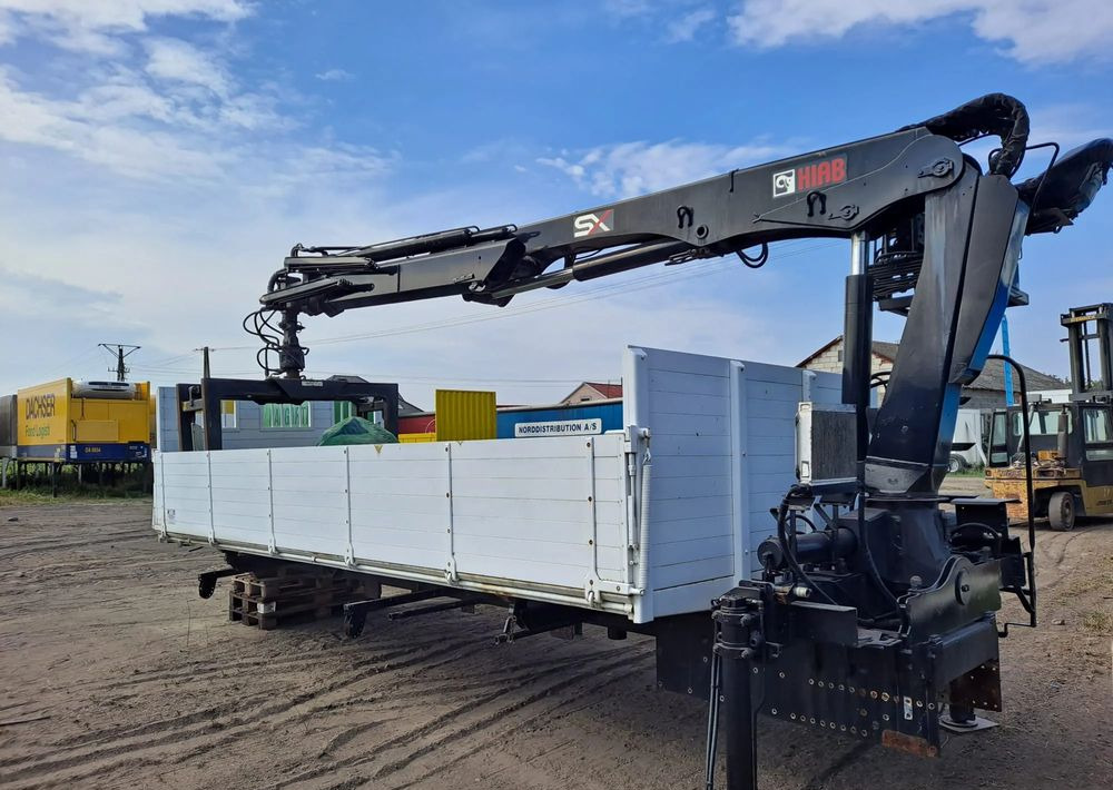 Mercedes-Benz Urządzenie dźwigowe HIAB XS122 - Самосвал камион: снимка 2 Mercedes-Benz Urządzenie dźwigowe HIAB XS122 - Самосвал камион: снимка 2