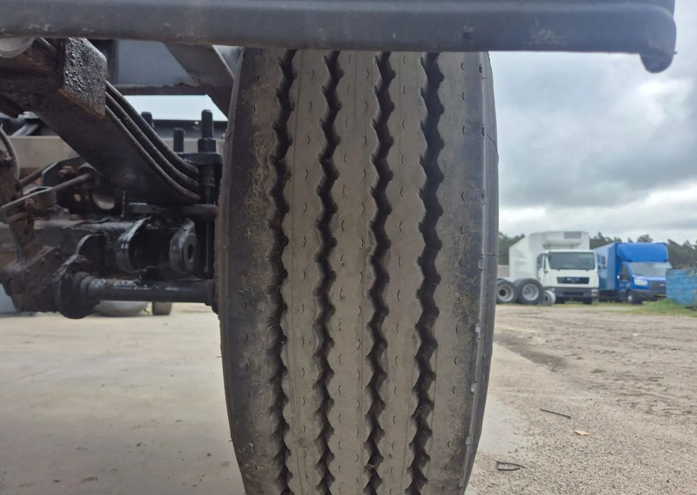 Шаси ремарке Schmitz Cargobull Przyczepa Krone na resorze: снимка 8 Шаси ремарке Schmitz Cargobull Przyczepa Krone na resorze: снимка 8