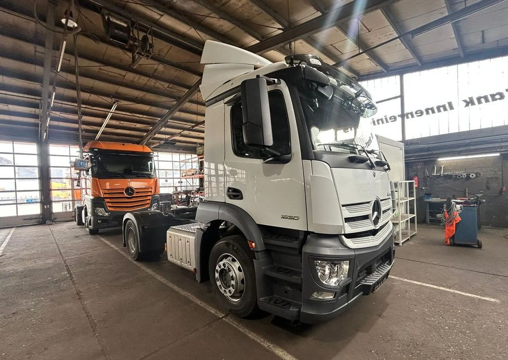 Mercedes-Benz Actros 1830 nadaje się do nauki jazdy Euro 6 - Влекач: снимка 1 Mercedes-Benz Actros 1830 nadaje się do nauki jazdy Euro 6 - Влекач: снимка 1