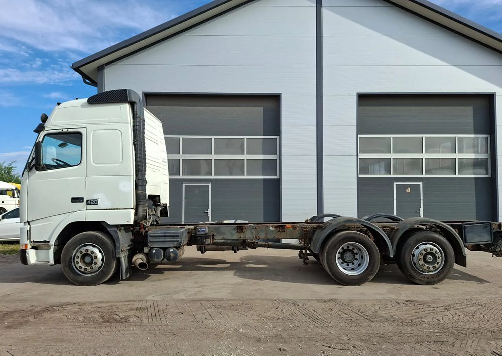 Volvo FH 420 6x2 - Шаси кабина: снимка 3 Volvo FH 420 6x2 - Шаси кабина: снимка 3