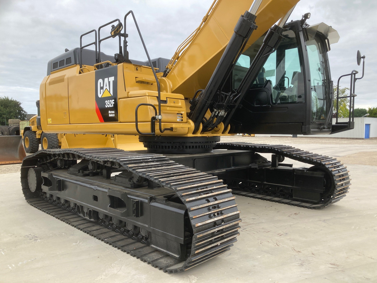 CATERPILLAR 352F Material Handler - Багер за манипулиране на материали: снимка 5 CATERPILLAR 352F Material Handler - Багер за манипулиране на материали: снимка 5