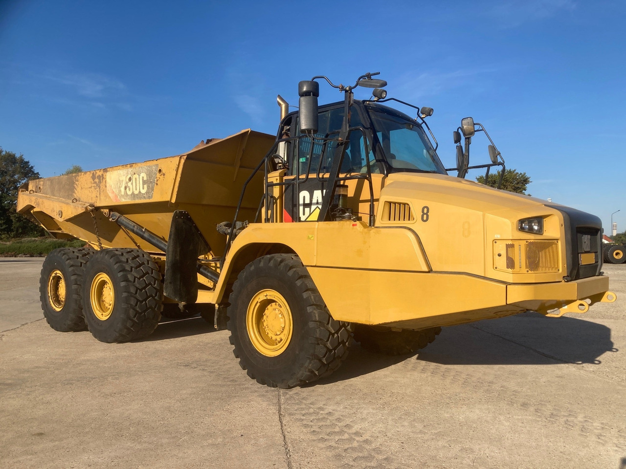 CATERPILLAR 730C - Съчленен самосвал: снимка 4 CATERPILLAR 730C - Съчленен самосвал: снимка 4