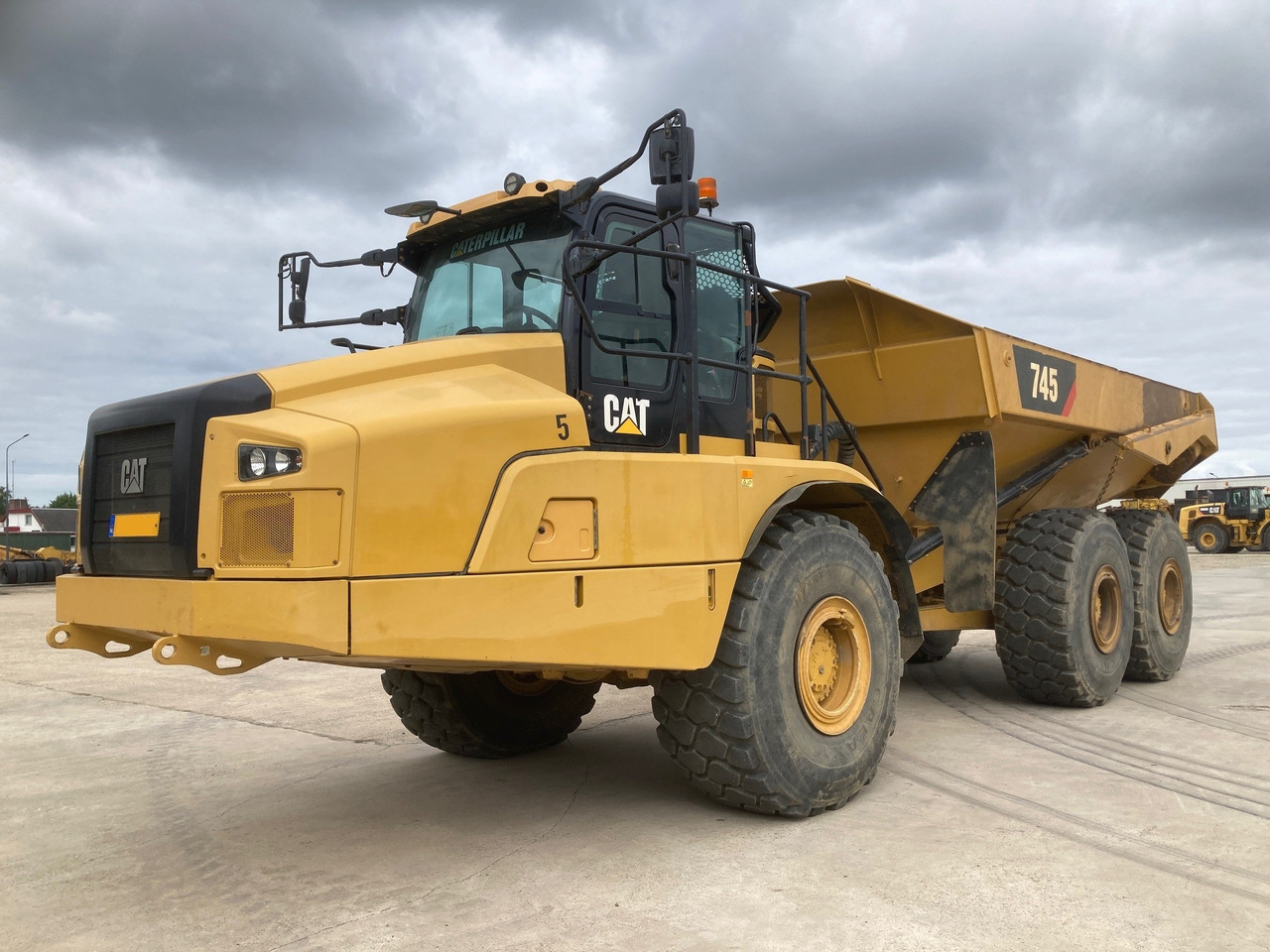 CATERPILLAR 745 - Съчленен самосвал: снимка 1 CATERPILLAR 745 - Съчленен самосвал: снимка 1